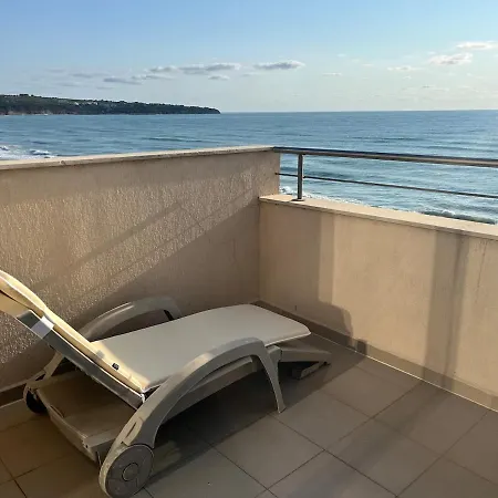 Stunning With Magnificent Sea View, B321 Apartment *
